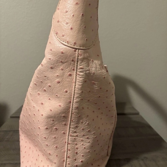 Dooney & Bourke Ostrich Logo Lock Pink Hobo Bag EUC - Picture 5 of 16